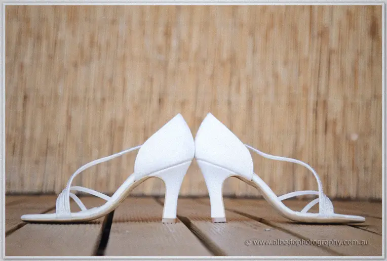 Perth Wedding Photographer : Lauren and Guy's beach wedding by Albedo Photography